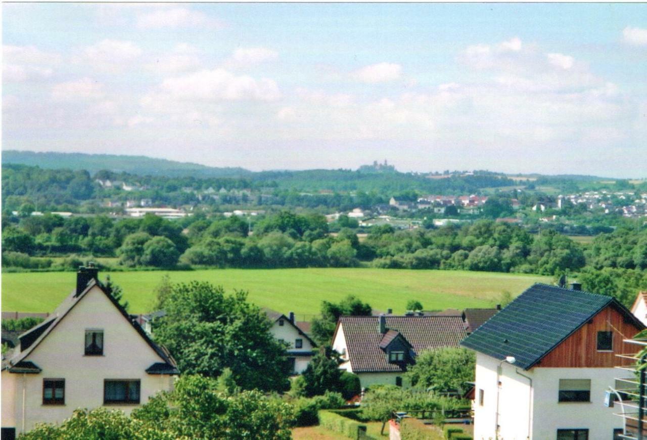 Ferienwohnung Buettner Solms-Oberbiel ภายนอก รูปภาพ