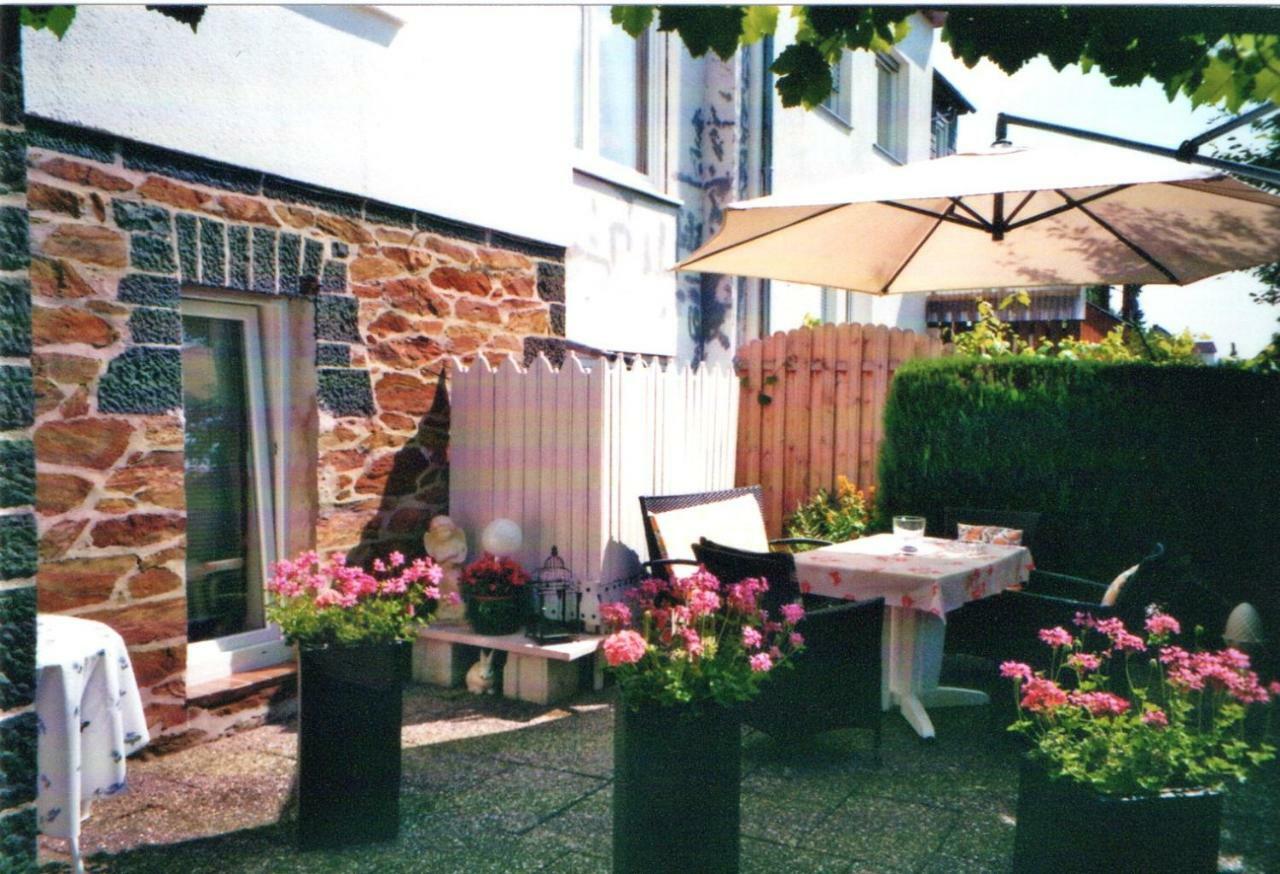 Ferienwohnung Buettner Solms-Oberbiel ภายนอก รูปภาพ
